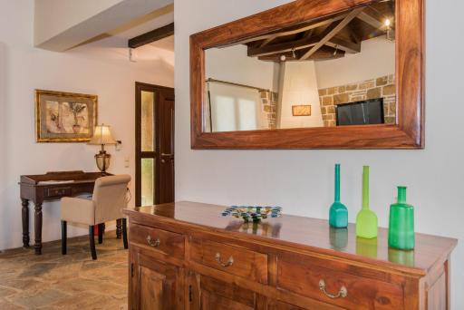Luxury Villa Froso - Housity