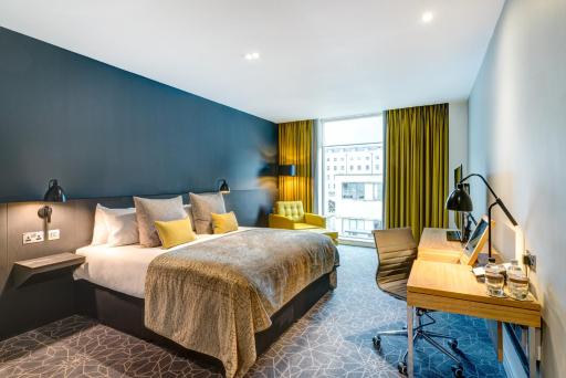 Apex City of Bath Hotel - Housity