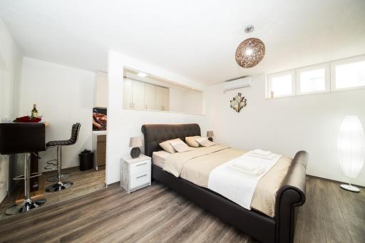 Studio apartman Centar - Housity