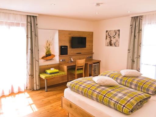 Hotel am Wiesenhang - Garni - Housity