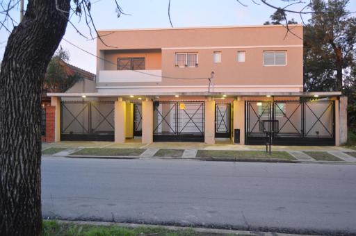 Mendoza Apartments Ezeiza Airport - Housity