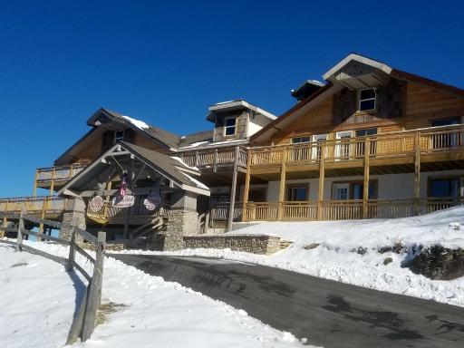 Top of the Beech Inn - Housity