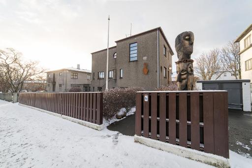 Eric the Red Guesthouse - Housity