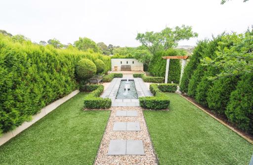S T U D I O 22 Peaceful Retreat with Garden Views - Hizvo