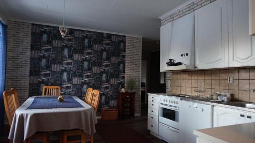 4 Bedrooms near Center - Kranni - Housity