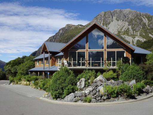 Aoraki Mount Cook Alpine Lodge - Housity