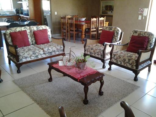 Villa-Mari Self Catering Apartment - Housity