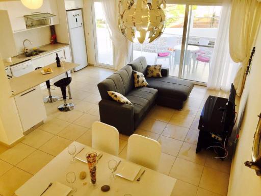 VILLA 16L - Housity