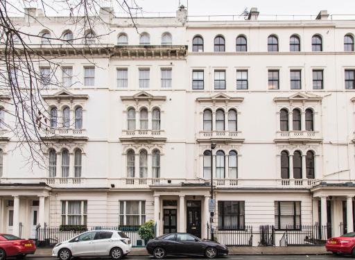 Kensington Gardens Hotel - Housity