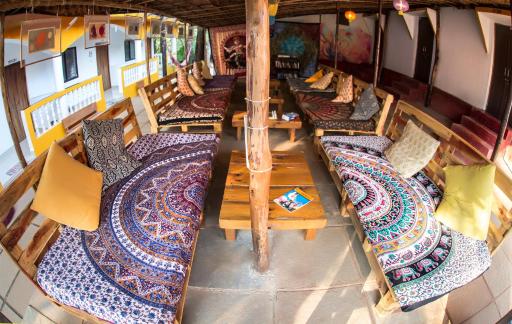 Dreams Hostel - Housity