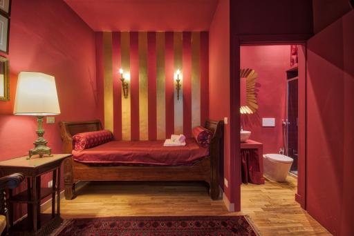 Porta Palace Apartments - Housity
