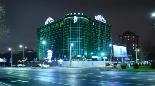 Hotel Arai Plaza - Housity
