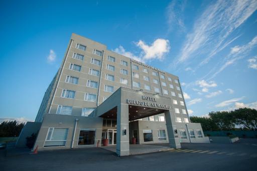 Hotel Diego de Almagro Lomas Verdes - Housity