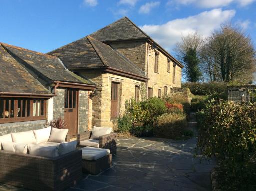 Owletts Barn B&B - Housity