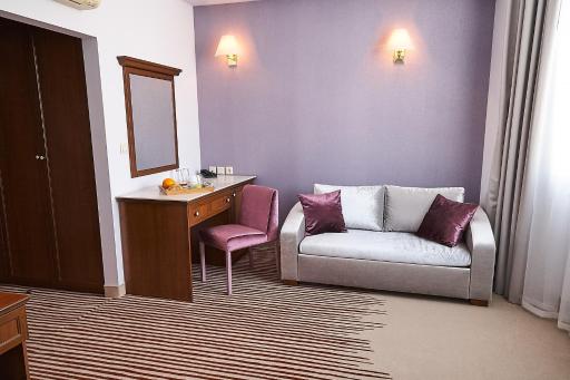 Hotel Lion Sofia - Housity