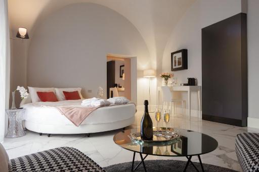 Quattro Canti Suites - Housity