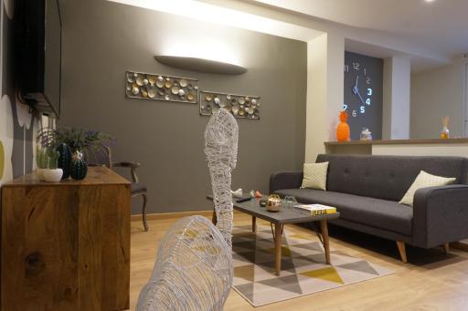 70's Luxury Cavour - Housity