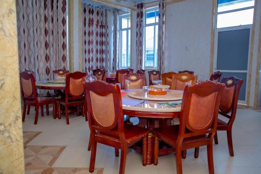 BL Airport Hotel - Housity