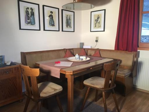 Haus Loretz - Housity
