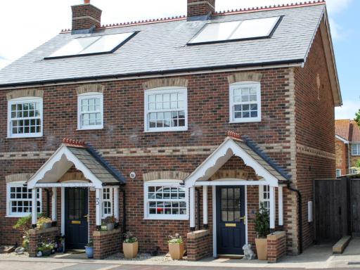 4 The Old Smithy - Housity