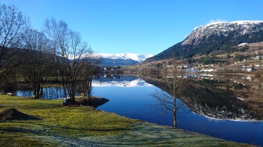 Voss Interlake - Housity