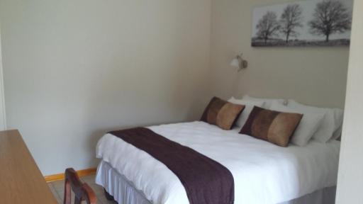 Twilight Inn (PTY) Ltd - Housity