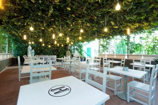 Hotel Herculaneum - Housity