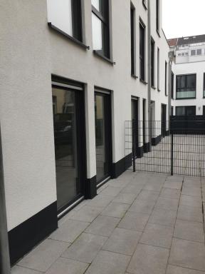 AVI City Apartments KingHouse - Housity