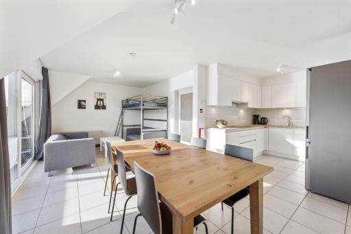 Excellent work stay apartment - Housity