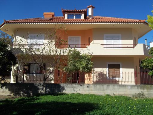Happy Days Apartment - Housity