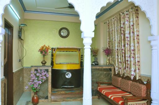 MOONLIGHT HOMESTAY & HOSTEL - Housity