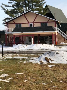 Sun N Snow Hotel - Housity