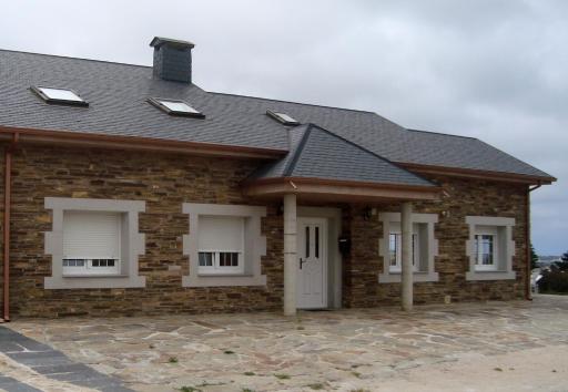 Casa As Pedreiras - Housity