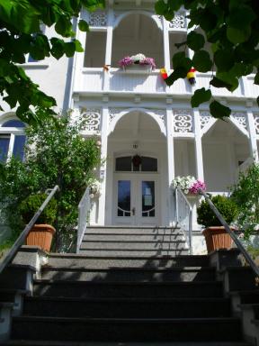 Apartments Haus Eintracht Sellin - Housity
