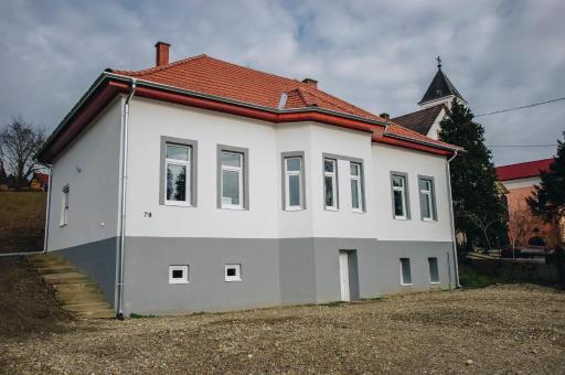 Mosolyka Vendégház - Housity