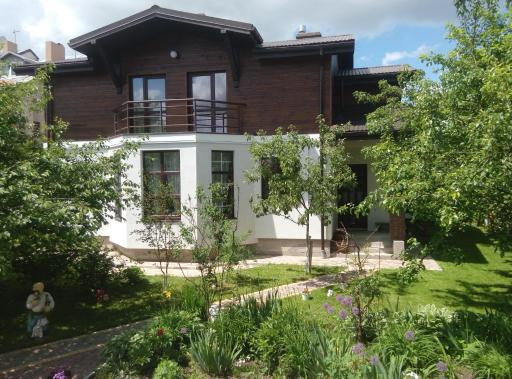 Budinok sokil 39 nyky - Housity