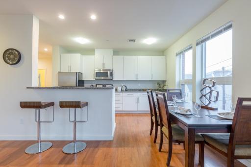 Sage Apartments Boston Logan Airport Chelsea - Housity