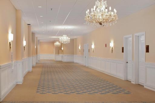 Westford Regency Inn & Conference Center - Housity