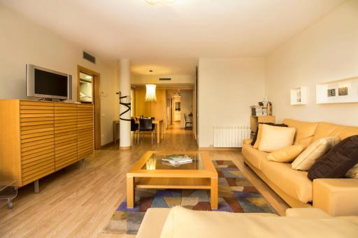 Apartamentos Elcano - Hizvo