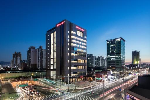 Ramada by Wyndham Seoul Sindorim - Housity
