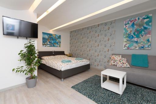 Big yard - Housity
