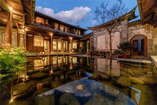 Dali Old Courtyard Boutique Inn - Housity
