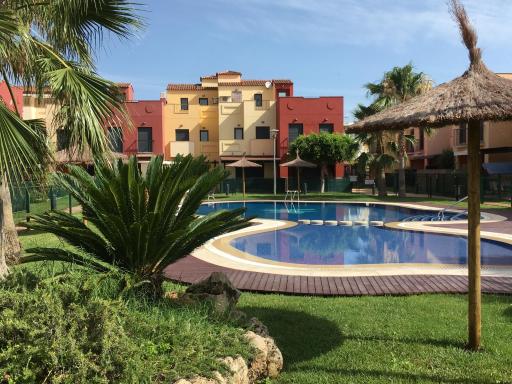 Terrace house near the beach and Denia - Housity