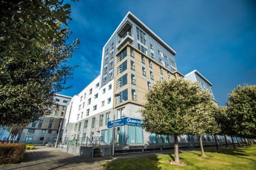 Ocean Serviced Apartments - Housity
