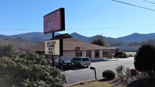 Mountain Valley Inn - Housity