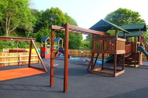Cardigan Bay Holiday Park - Housity