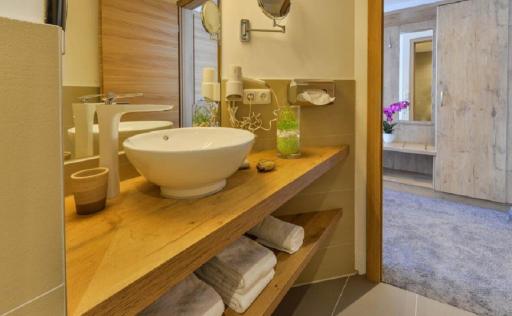 Hotel Haunstetter Hof Augsburg - Housity