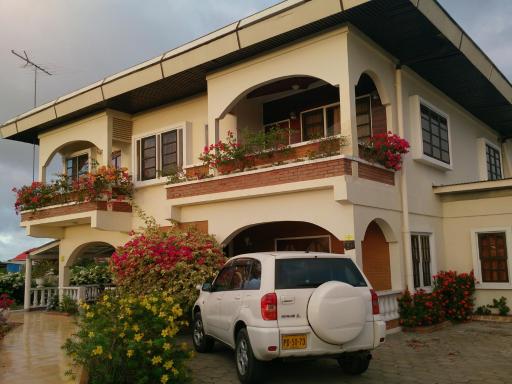 Villa Nickerie/ Suriname - Housity