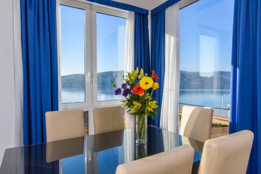 Villa Mediterana - Housity