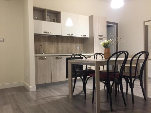 Poloni Apartment - Housity